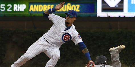 Javier Báez creates El Mago moments for Cubs