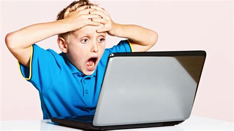 Pop porn une BD pour apprendre à aborder la délicate question de la pornographie avec les