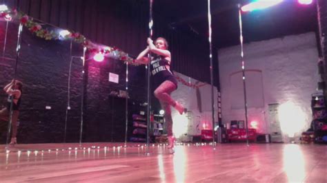 Barrel Roll To Twisted Lunge A Pole Dance Tutorial By Arlene Caffrey