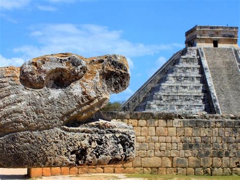 YUCATAN EXPRESS Group Tour.