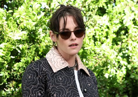 De Ciencia Ficción Amor Y Otras Apuestas Para Kristen Stewart Zeleb