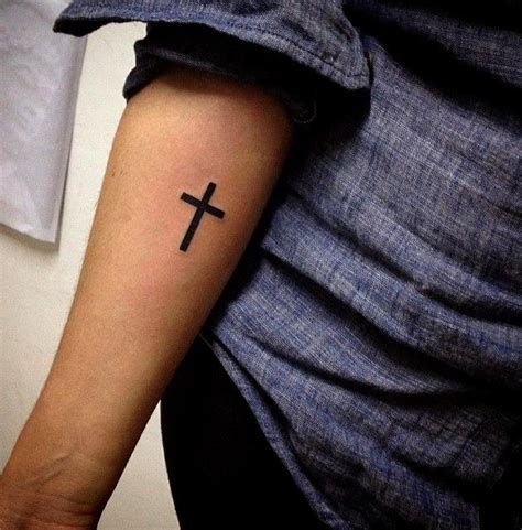 27 Ideas De Tatuajes De CRUCES De Hombre Mujer Fotos Significado