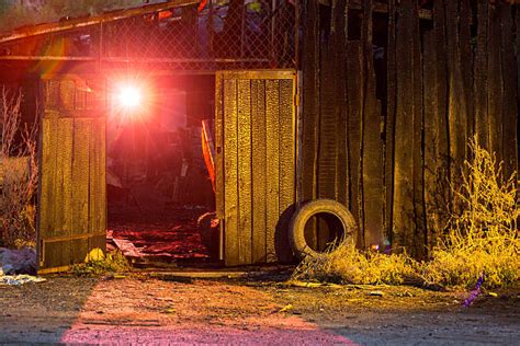 1900 Open Barn Doors Stock Photos Pictures And Royalty Free Images