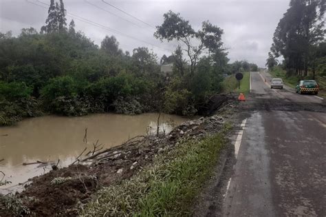 Ap S Chuvas Rodovias Do Paran Ainda T M Bloqueios