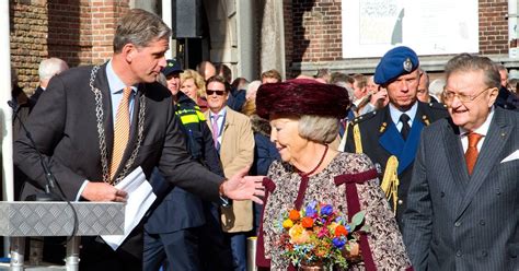 Wat Zijn De Taken Van Burgemeester Kolff Als Commissaris Van De Koning