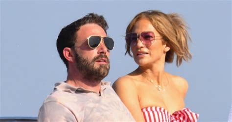 Jennifer Lopez chce się zaręczyć z dala od ludzi i kamer Świat