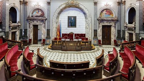 Mar A Jos Catal Divide La Estructura Del Ayuntamiento De Valencia En