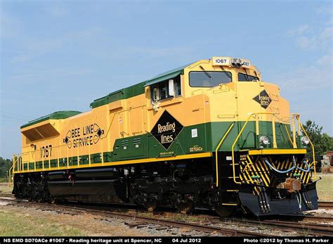 ns emd sdace  reading company heritage unit photo page