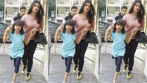 Aishwarya Rai Enjoying Vacations With Daughter Aaradhya Bachchan