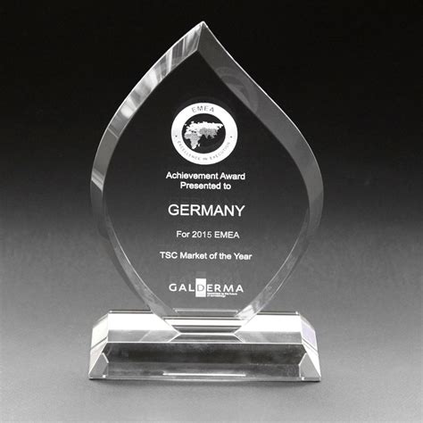 Glass Awards And Trophies And Corporate Custom Recognition Plaques