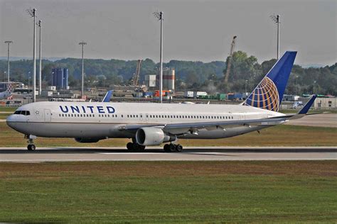 United Airlines N Ua Boeing Er Wl Muc Eddm M Nchen