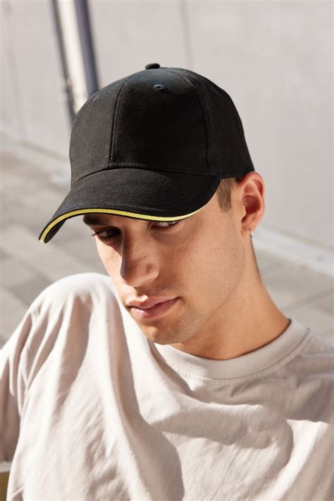 Unisex Panel Sandwich Cap Black Yellow Daiber