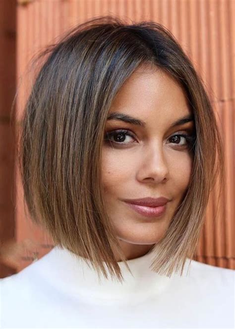 9 Looking Good Modern Middle Part Short Bob Hairstyles 2018