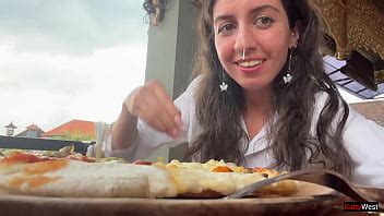 Eating Pizza With Cum On My Face In A Public Cafe Xvideos
