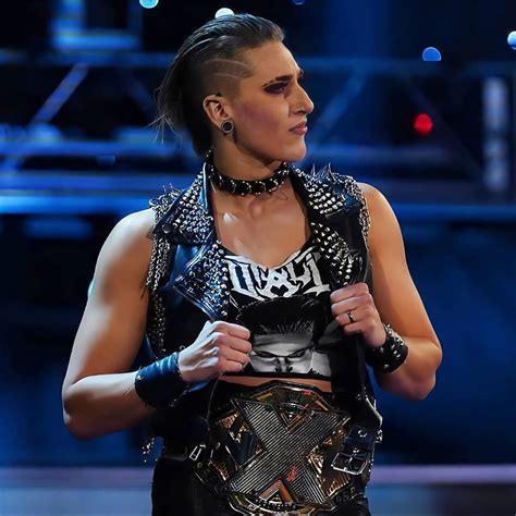 Rhea Ripley Fanpage💪🏻 On Instagram This Pic Is 🔥🔥🔥 Rhearipley