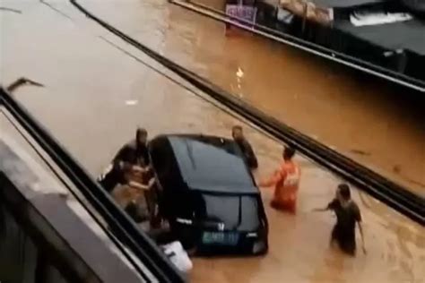 Sungai Cibala Muntah Cianjur Selatan Dilanda Banjir Bandang Jiwa