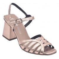 Nude Metallic Ledersandalen V Plumers Kleine Schuhe