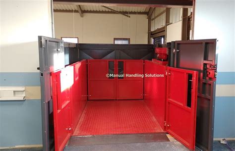 Motorcycle Lift, 750kg 2 stop single column hydraulic Motorcycle Lift