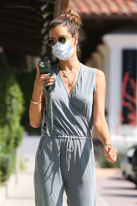 Alessandra Ambrosio Braless Pokies Hot Celebs Home