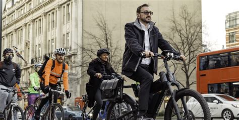 All Aboard the Electric Bike Revolution! - Fully Charged
