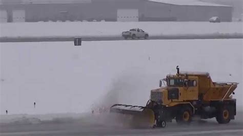 Oshkosh P Series Plow In Action At Helena Regional Airport Youtube