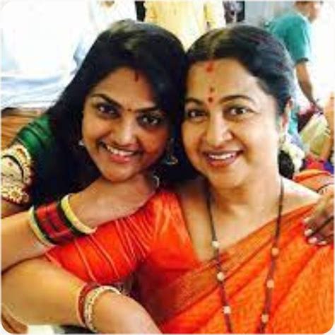 south star kajal aggarwal  shruti hassan  actresses sister