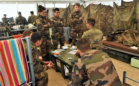 En images En immersion avec les chasseurs alpins français en Roumanie