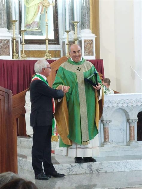 San Costantino Calabro Commozione Alla Messa Di Commiato Di Don Sicari