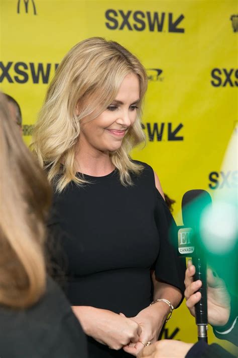 Charlize Theron deslumbró en el estreno de Atomic blonde Infobae