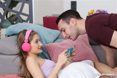 Lusty Beauty Tiffany Tatum Loves To Suck And Fuck 15 Photos