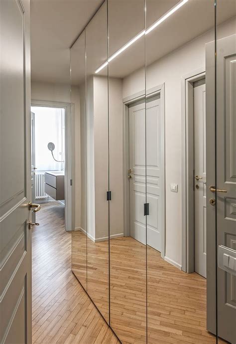 Шкаф с зеркалом в коридор | Interior design per la casa, Arredamento ...