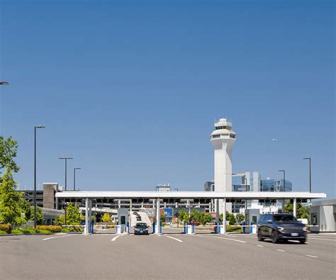 Portland International Airport (PDX), Parking Additions and
