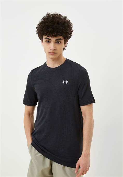 Футболка спортивная Under Armour UA SEAMLESS SURGE SS, цвет: черный ...