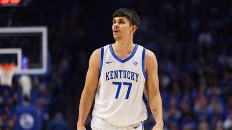 Kentucky basketball: Guard Kerr Kriisa to enter transfer portal