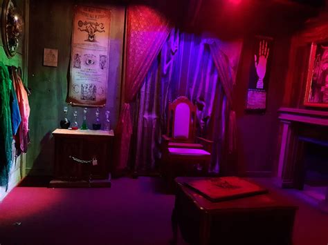 Horror Escape | Immersive & Thrilling Escape Room | Victoria BC