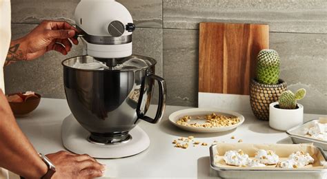 Best KitchenAid® Stand Mixer Colors for Your Kitchen | KitchenAid