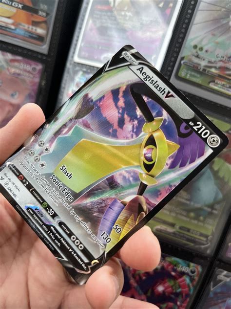 Pok Mon Tcg Aegislash V Vivid Voltage Holo Ultra Rare Ebay