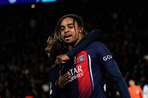 PSG Real Sociedad Paris Prend Une Belle Option Sur La Qualification