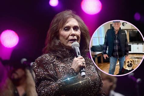 Loretta Lynns Family Shares a Tough Update on Her Sons Health