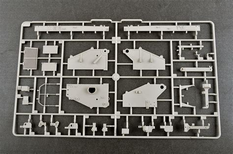 Купить Прототип танка Е-100 Flakpanzer w/12.8cm Flak 40 1:35 (09585 ...