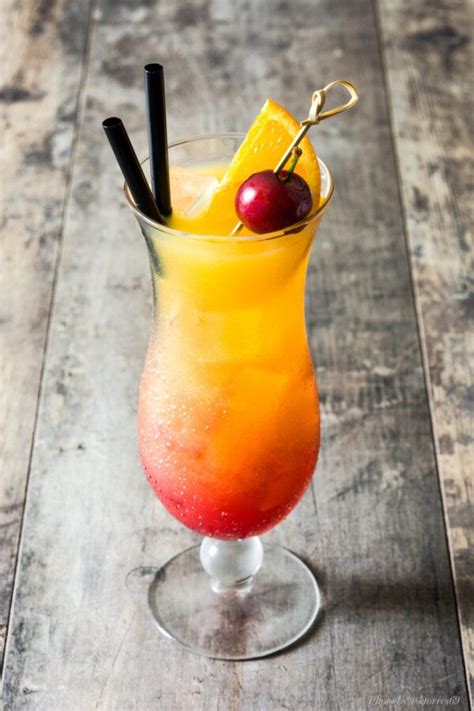 Sex On The Beach Cocktail Recipe THE SHAKEN COCKTAIL