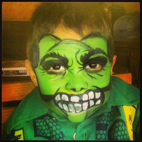 Pin on Bodypaint and facepaint | Body painting, Hulk, Character