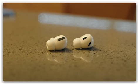 Airpods Pro 2 值得買嗎？使用 10 天後的優缺點分享 蘋果仁 果仁 Iphoneios好物推薦科技媒體