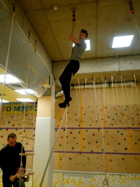 КАК НАУЧИТЬСЯ ПРАВИЛЬНО ЛАЗИТЬ ПО КАНАТУ. ТЕХНИКА ЛАЗАНИЯ И СПОРТИВНЫЕ ...