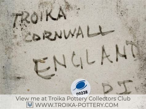 Troika Pottery Decorators Marks | Troika Pottery Collectors Club