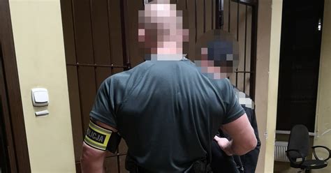 Poszukiwany listem gończym próbował oszukać policję Wpadł na czymś jeszcze