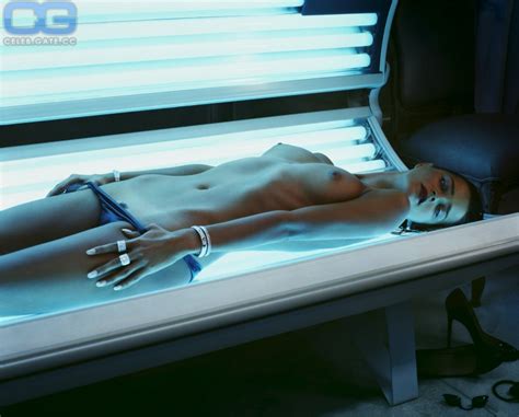 Carmen Kass Nude Pictures Onlyfans Leaks Playboy Photos Sex Scene Uncensored