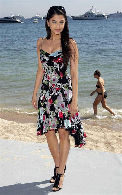 Aishwarya Rai Unseen Photos Hot Actress Sexy Pics