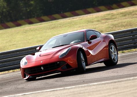 Ferrari F12 Berlinetta Specs And Photos 2012 2013 2014 2015