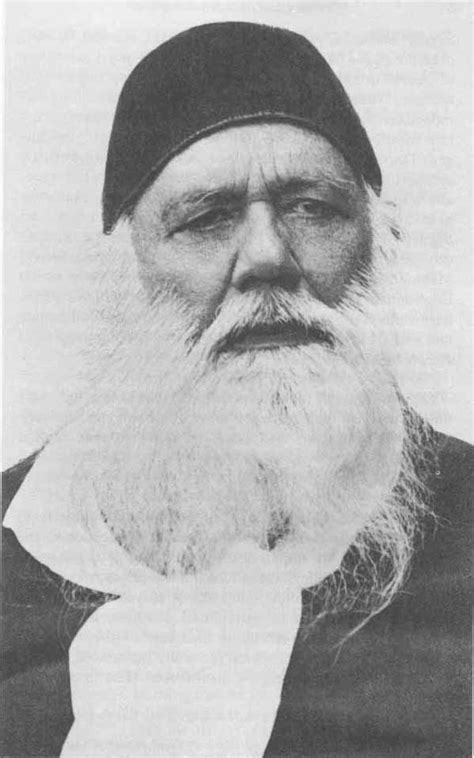 Short Biography Of Sir Syed Ahmed Khan And His Educational Services